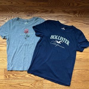 Set of 2 Ex. condition Hollister T-shirt’s women’s size Small